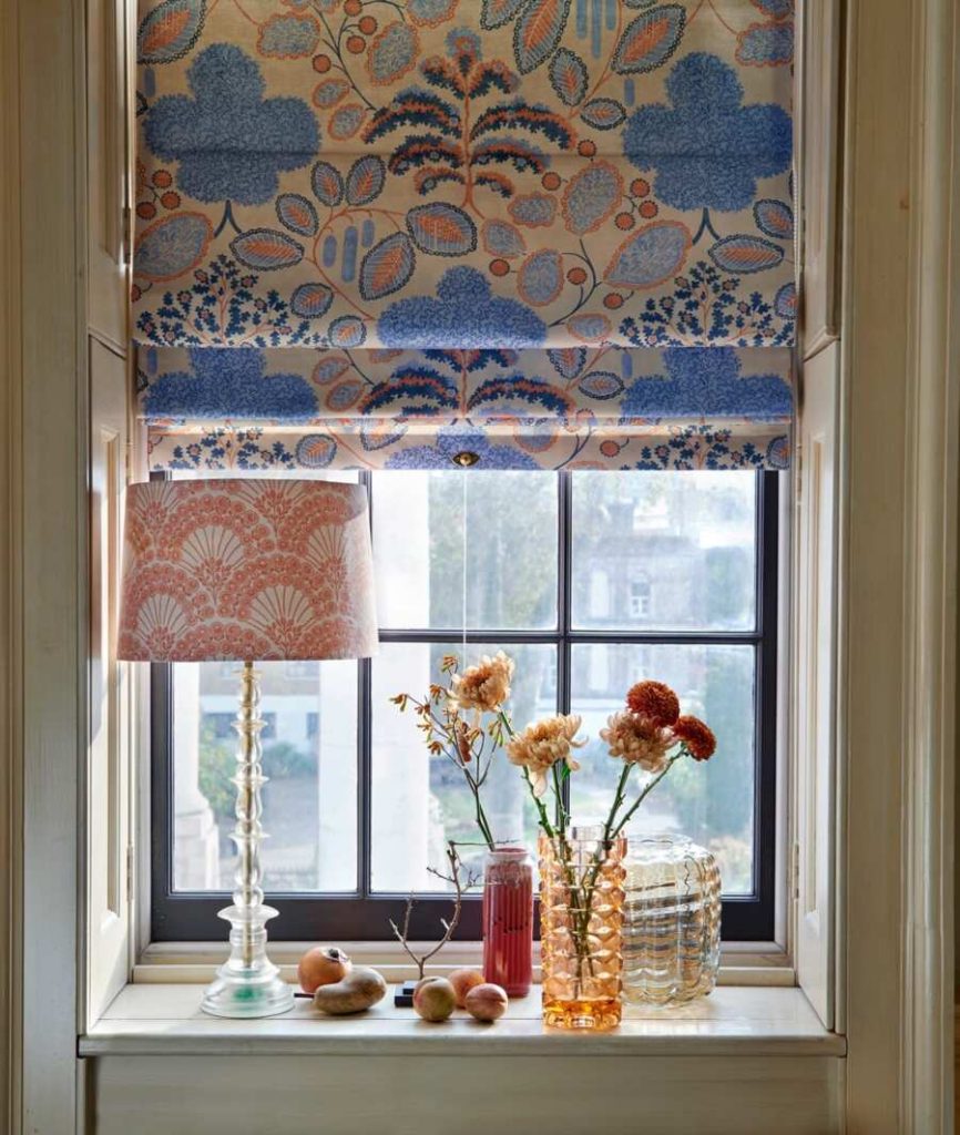 ستائر رومانية