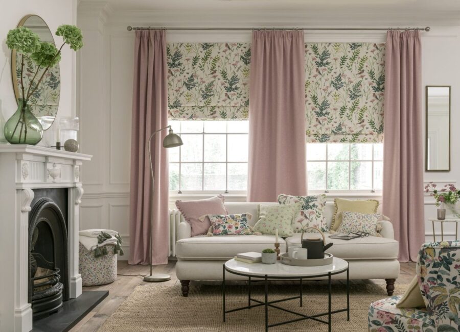 ستائر رومانية