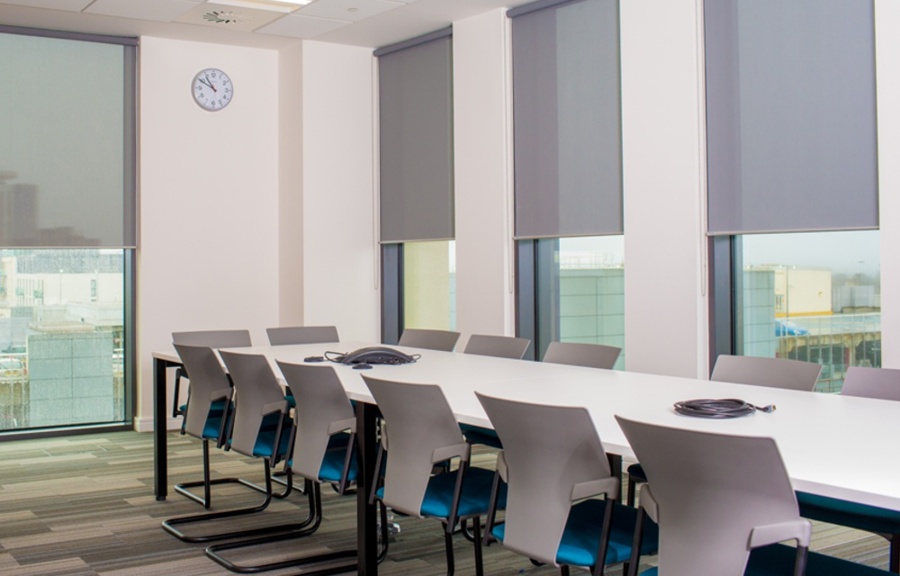 ستائر الرول (صن سكرين)